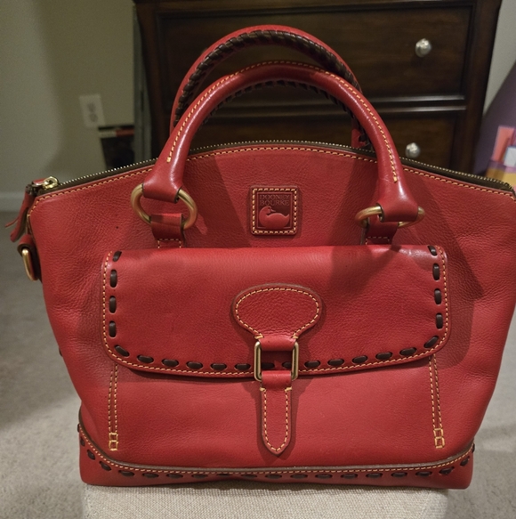 Euc Dooney & Bourke Red Fkorentine Leather Satchel With Pocket - Picture 2 of 11